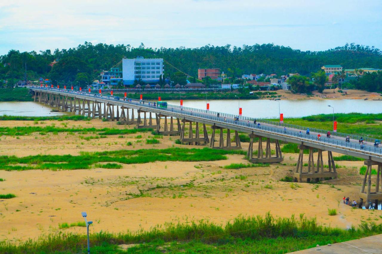 Thien An Riverside Hotel Куанг Нгай Екстериор снимка